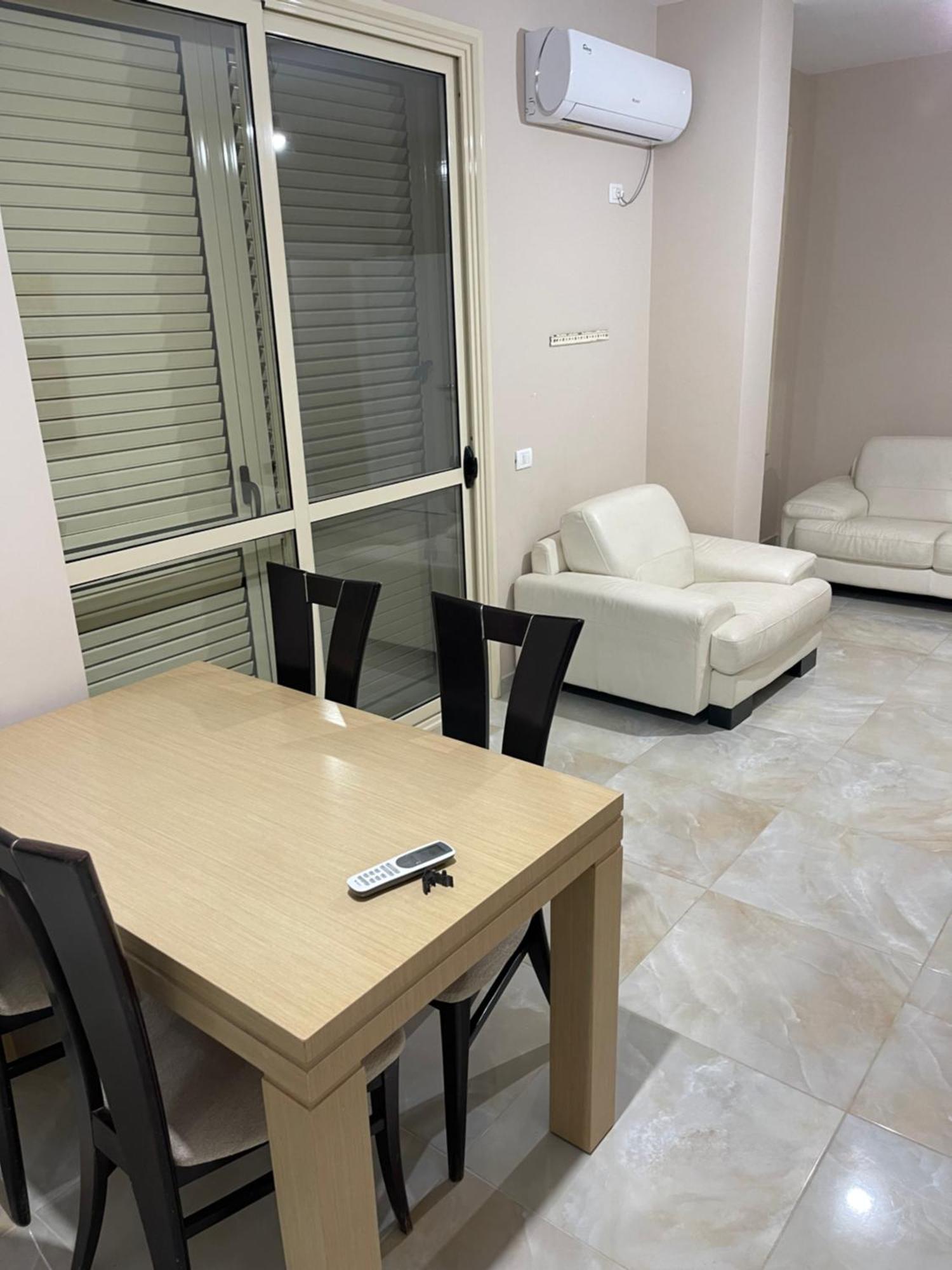 New Donantelo Hotel Vlorë מראה חיצוני תמונה
