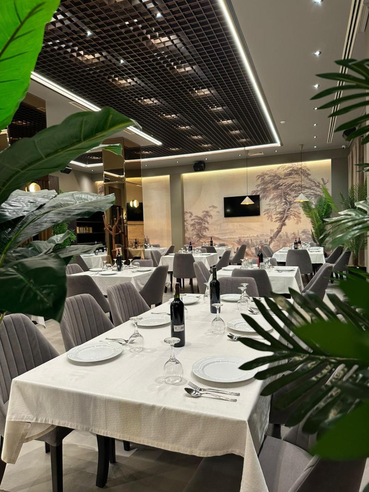 New Donantelo Hotel Vlorë מראה חיצוני תמונה